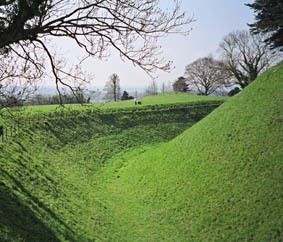 Ditch (fortification)