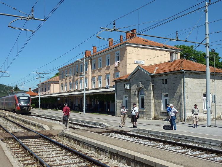 Divača railway station