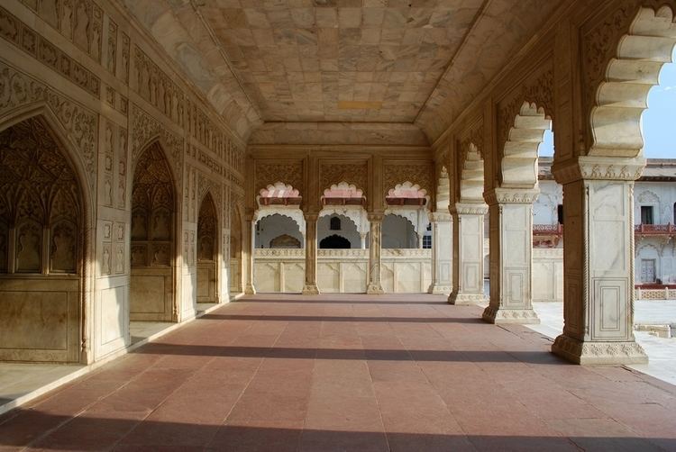 Divan (Mughal architecture)