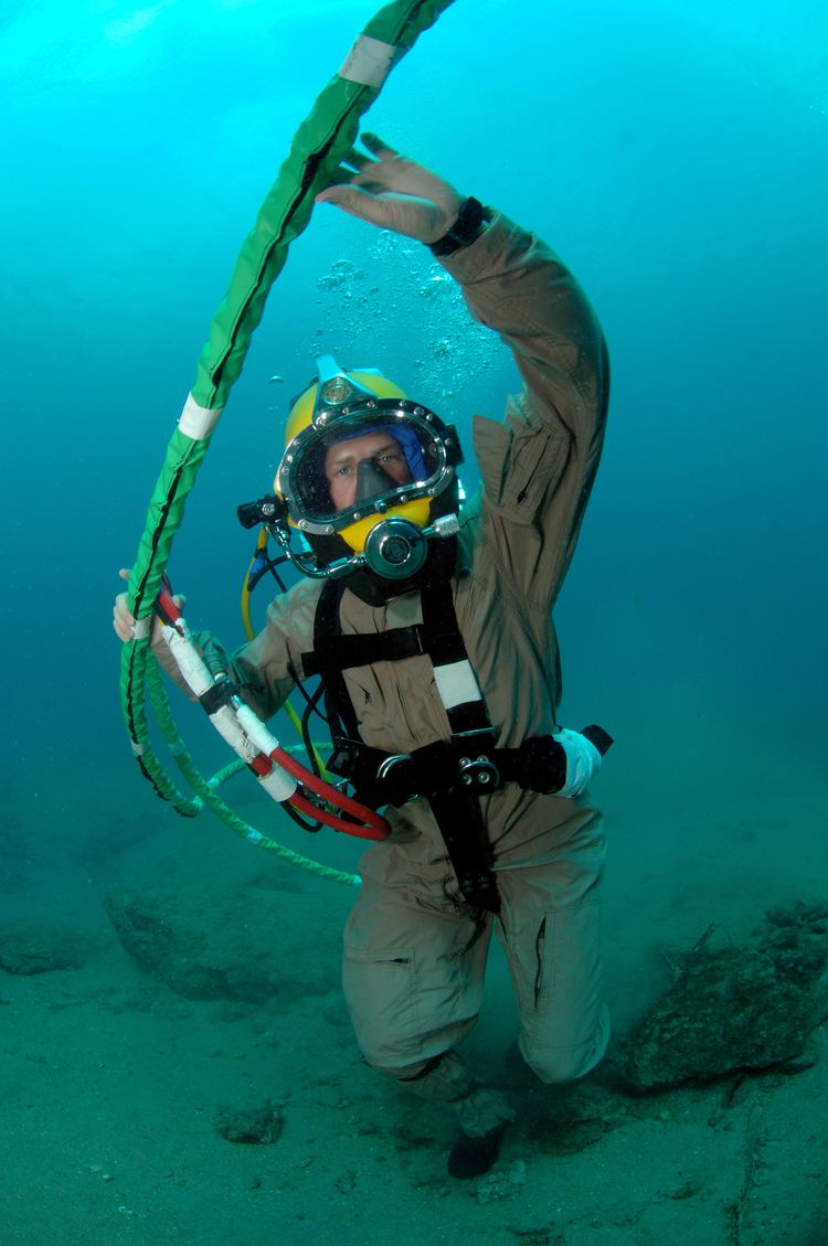 Diver (United States Navy) FileUS Navy 080726N3093M033 Navy Diver 3rd Class Kyle Duncan