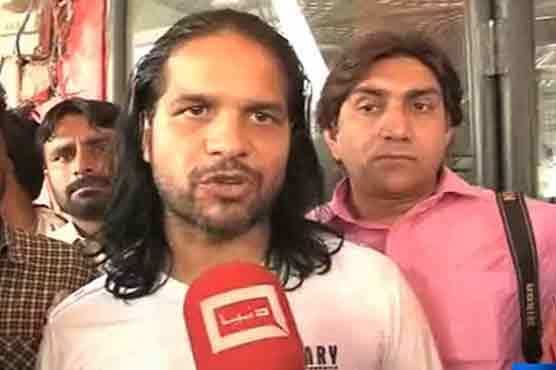 DJ Butt DJ Butt departs for Islamabad to settle pending money issue