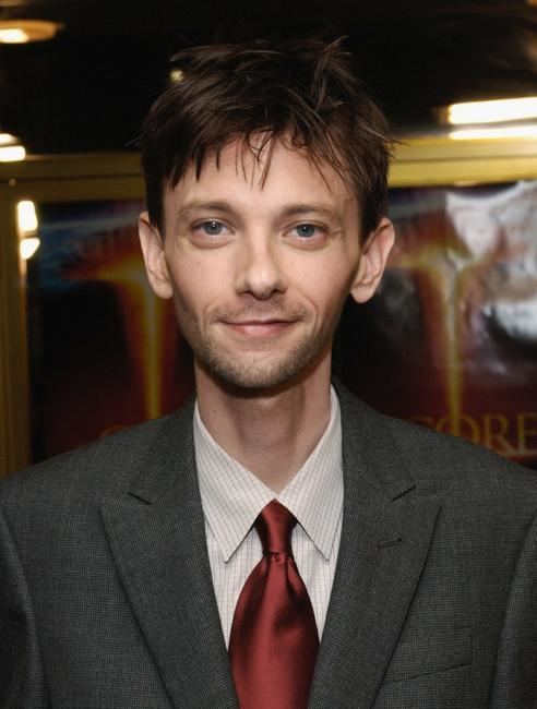 DJ Qualls imagesfandangocomr989ImageRenderer1040650r