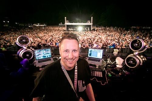 DJ Umek Umek amp Wild amp Dann 1605 Podcast 234 20151001 Best Tracks