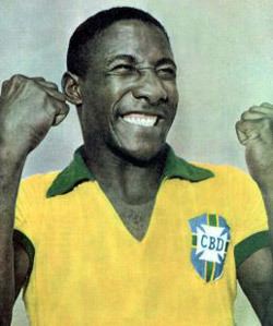 Djalma Santos Two time World Cup winner Djalma Santos dies age 84 Brazilian
