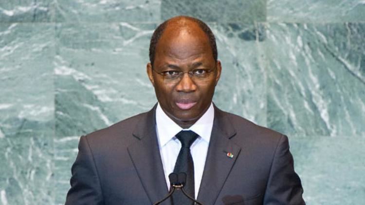 Djibril Bassolé Burkina Faso qui a mis sur coute Djibril Bassol RFI