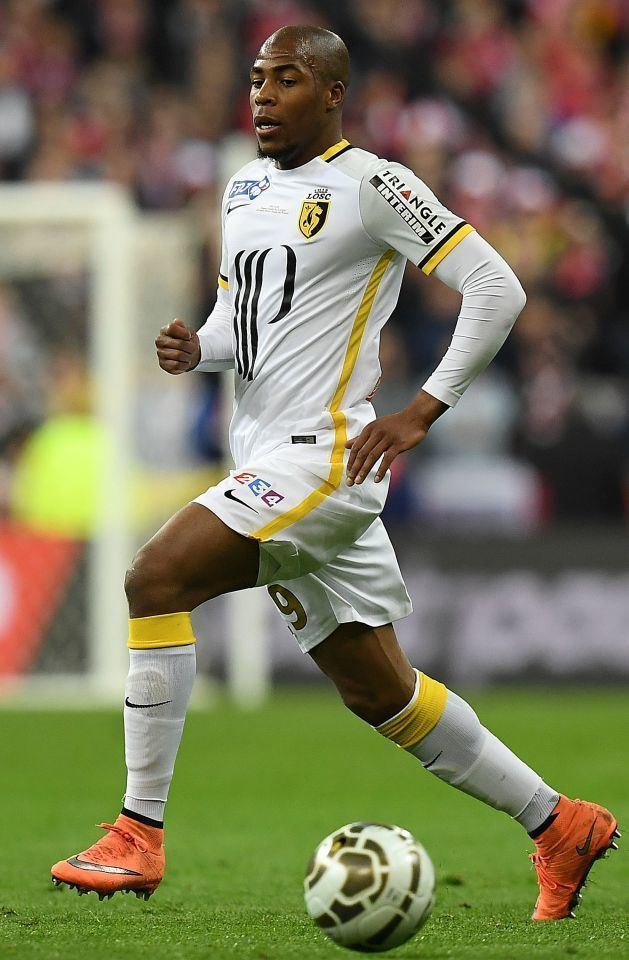 Djibril Sidibé (footballer, born 1992) Transfer news Arsenal are looking to buy Djibril Sidibe from Lille