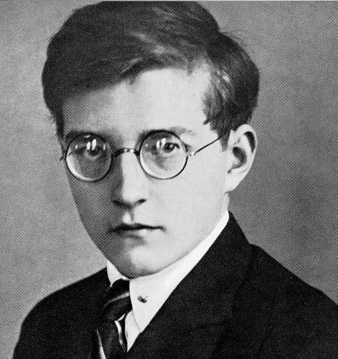 Dmitri Shostakovich httpsuploadwikimediaorgwikipediacommons77