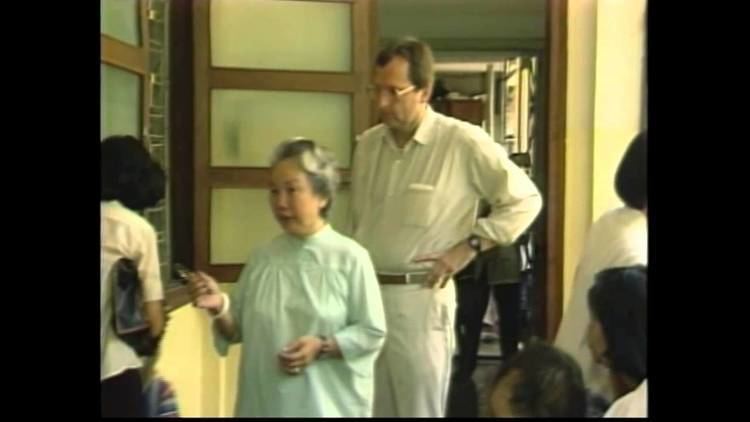Dương Quỳnh Hoa Vietnam In Memory of Dr Dng Qunh Hoa 19302006 YouTube