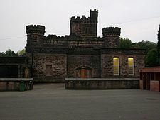 Dobroyd Castle httpsuploadwikimediaorgwikipediacommonsthu