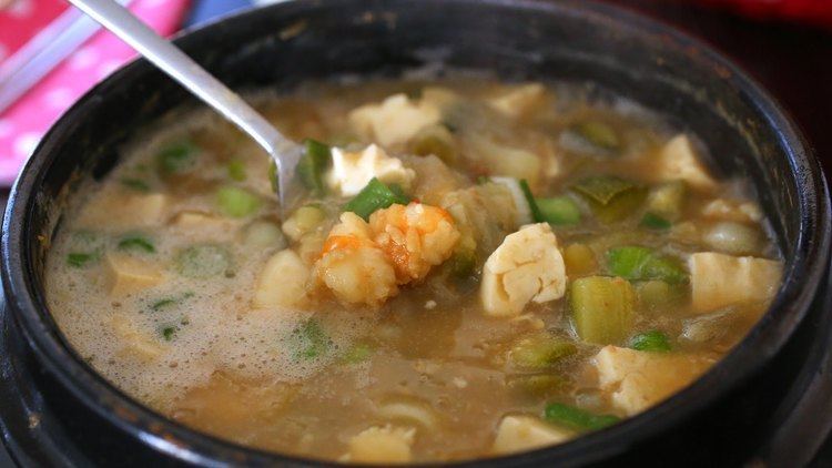 Doenjang-jjigae Korean soybean paste stew Doenjangjjigae YouTube