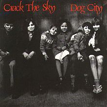 Dog City (album) httpsuploadwikimediaorgwikipediaenthumb0