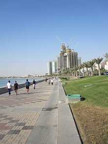 Doha Corniche httpsuploadwikimediaorgwikipediacommonsthu