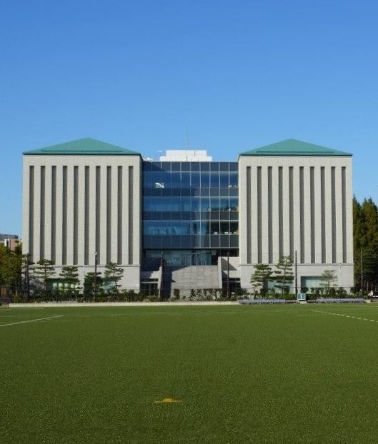 Dokkyo University