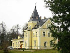 Dole Manor httpsuploadwikimediaorgwikipediacommonsthu