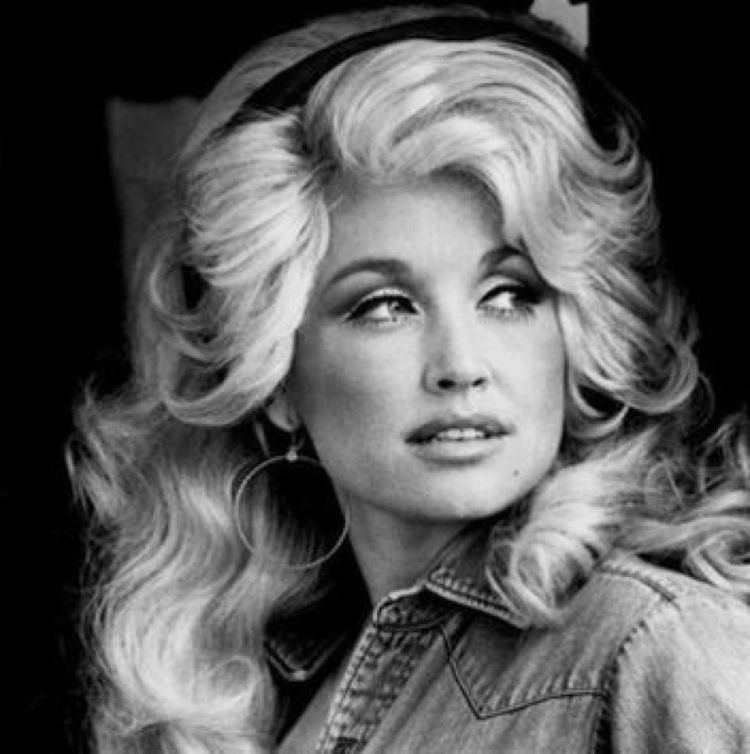 Dolly Parton Home Dolly Parton Entertainment The Official Dolly