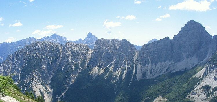 Dolomites httpsuploadwikimediaorgwikipediaenee9Dol