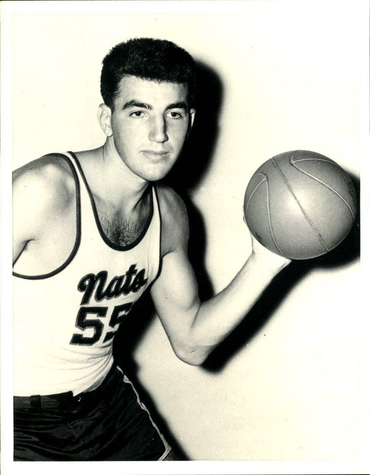 Dolph Schayes Lot Detail 1950 Dolph Schayes Syracuse Nationals quotSPORT
