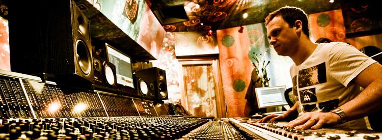 Dom Morley Dom Morley Producer mixer London SoundBetter