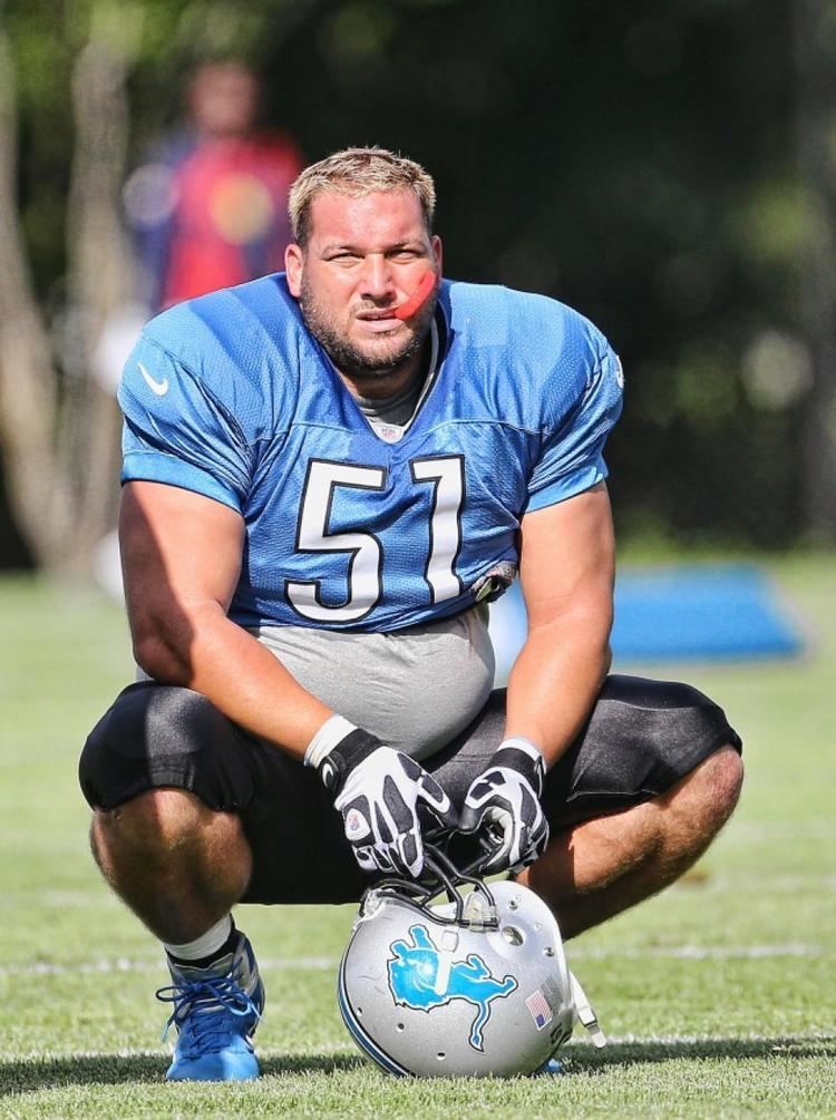 Dominic Raiola Lions player calls marching band fat questions their