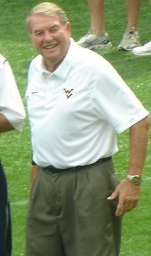 Don Nehlen httpsuploadwikimediaorgwikipediacommonsdd