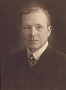 Donald Charles Cameron (politician) httpsuploadwikimediaorgwikipediacommonsthu