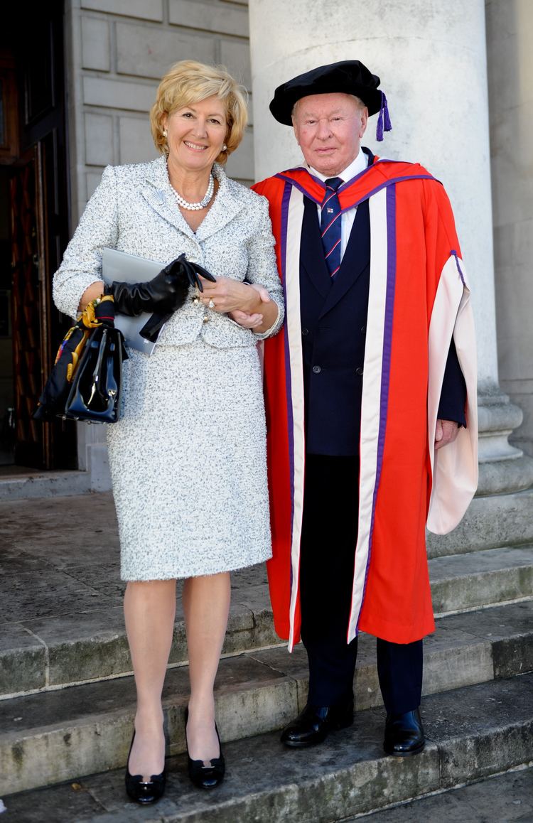 Donald Gosling Hon Rear Admiral Sir Donald Gosling KCVO RNR awarded honorary degree