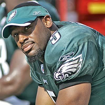 Donald McNabb Donovan McNabb To Have His No 5 Retired By the