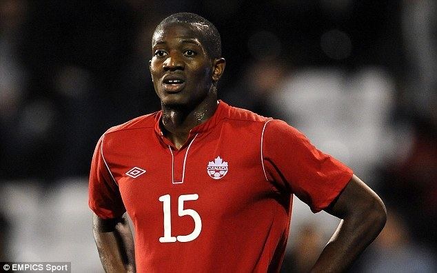 Doneil Henry West Ham United sign Canada international Doneil Henry