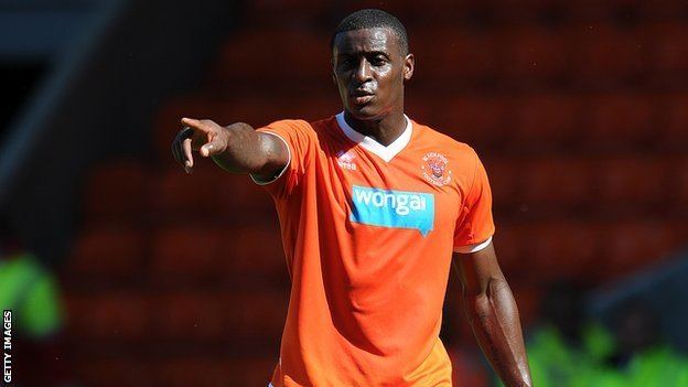 Donervon Daniels BBC Sport Blackpool Donervon Daniels extends loan spell