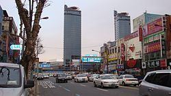Dong District, Daejeon httpsuploadwikimediaorgwikipediacommonsthu