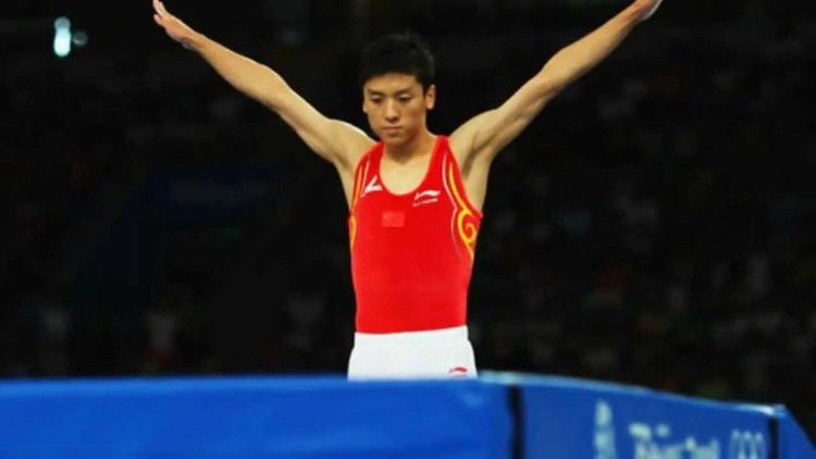 Dong Dong Chinas Dong Dong Wins Trampoline Gold Medal at 2012 London Olympics