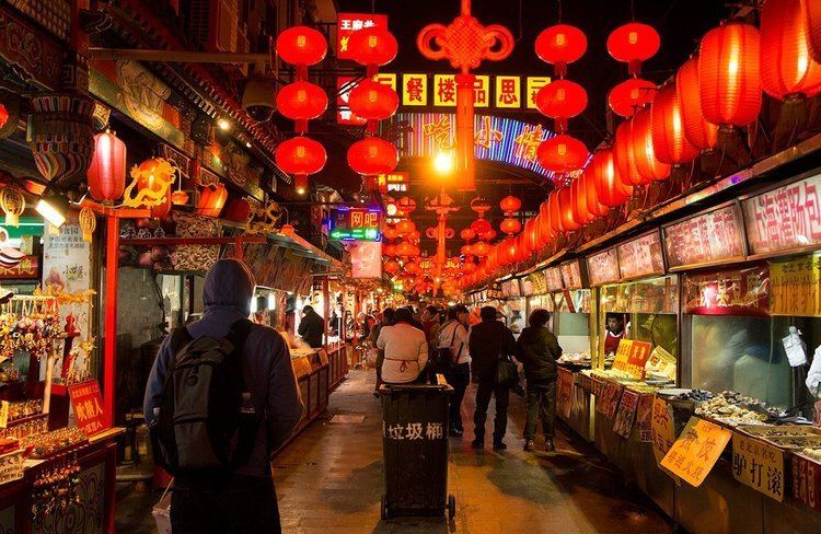 Donghuamen Night Market Good Riddance to Beijing39s Biggest Embarrassment the Donghuamen