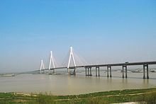 Dongting Lake Bridge httpsuploadwikimediaorgwikipediacommonsthu