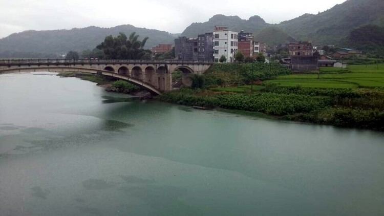 Dongxing, Huanjiang County