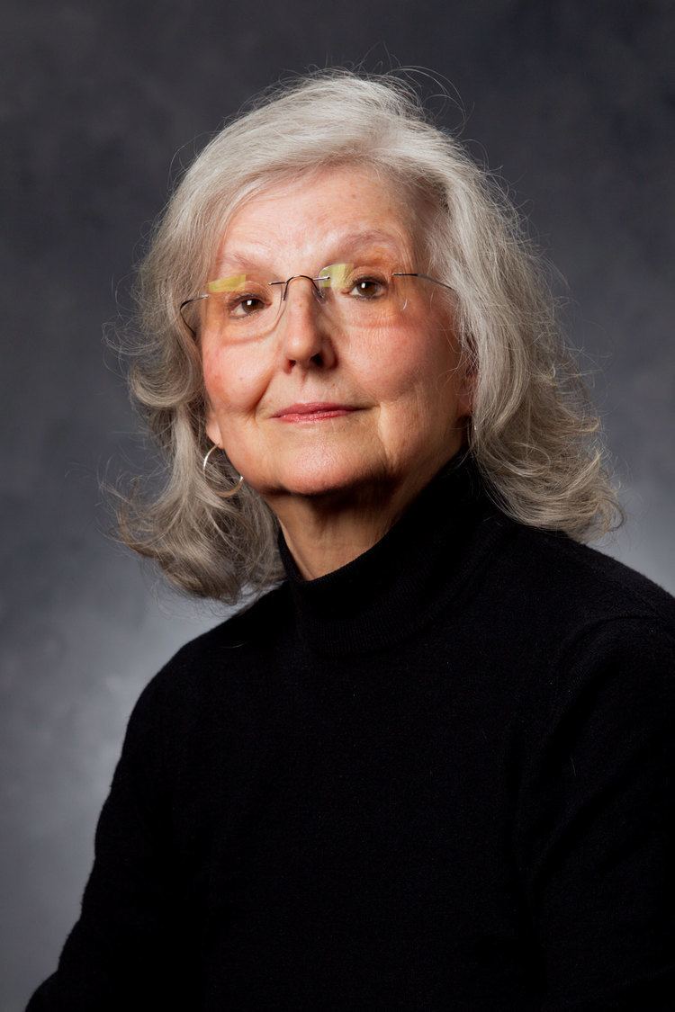Donna Alvermann Donna Alvermann received 2012 Computers in Reading Research Award