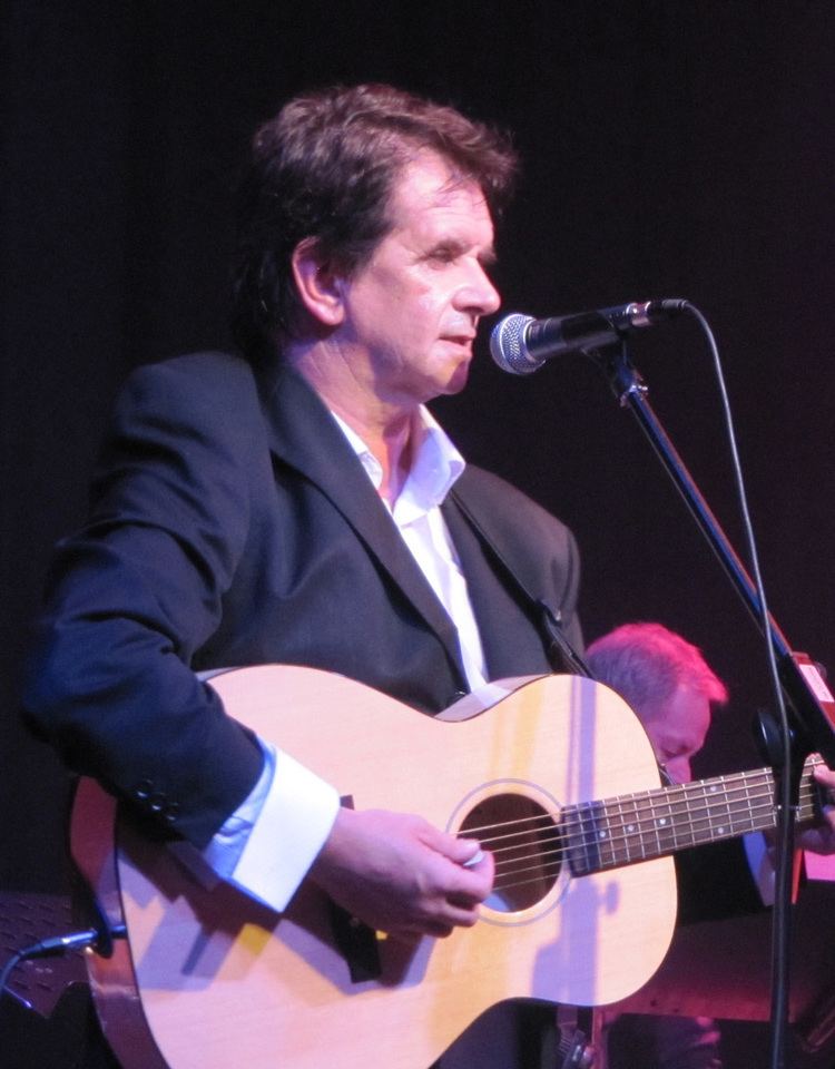 Donnie Munro G250 to be launched by Runrig star Grantown 250
