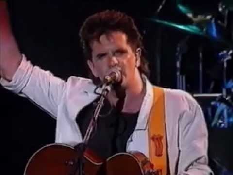 Donnie Munro RUNRIG LONDON TOWN amp COUNTRY CLUB PART 1 VOCALS