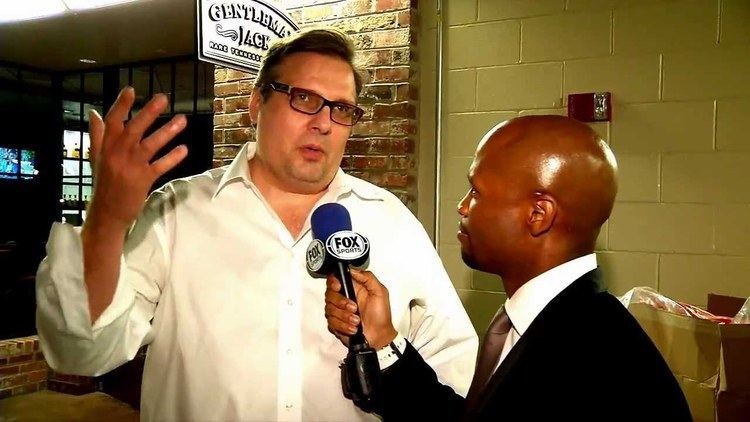 Donnie Nelson Mavs GM Donnie Nelson talks with quotRO PARRISHquot after NBA