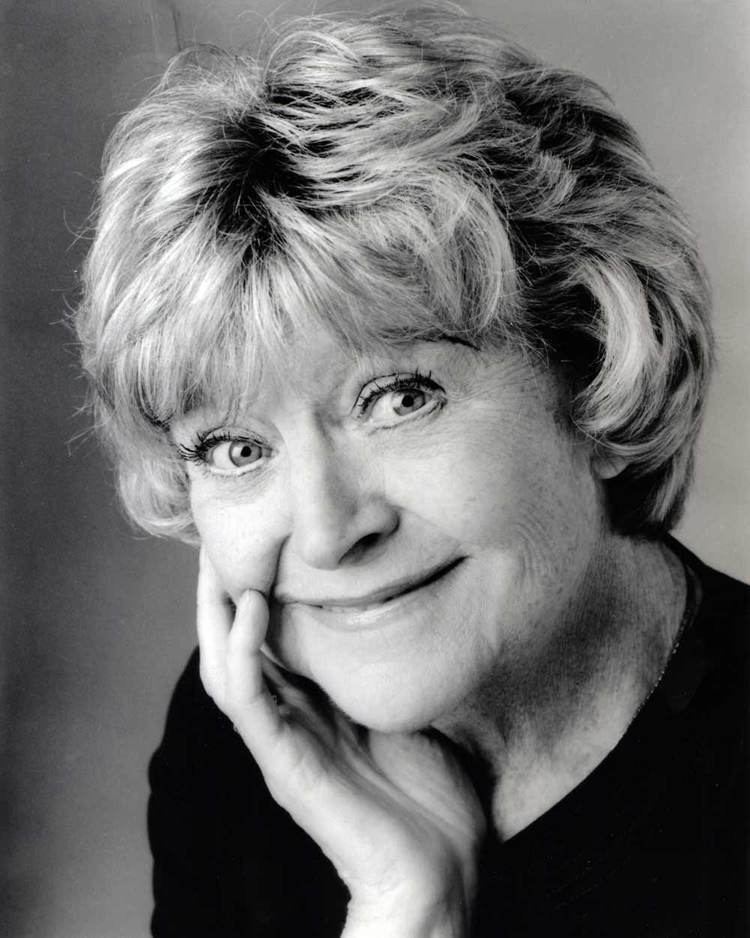 Dora Bryan Dora Bryan Obituary and Funeral E3 GroupE3 Group