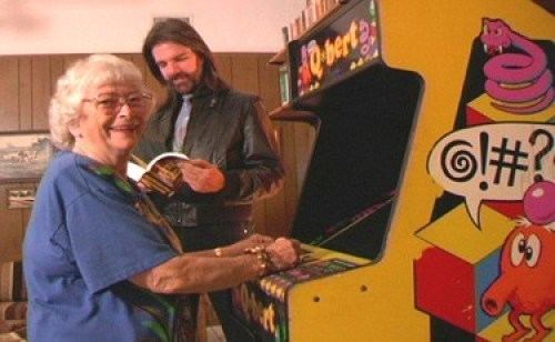 Doris Self Doris Self The True Story of the Oldest Video Game Champion Gamer