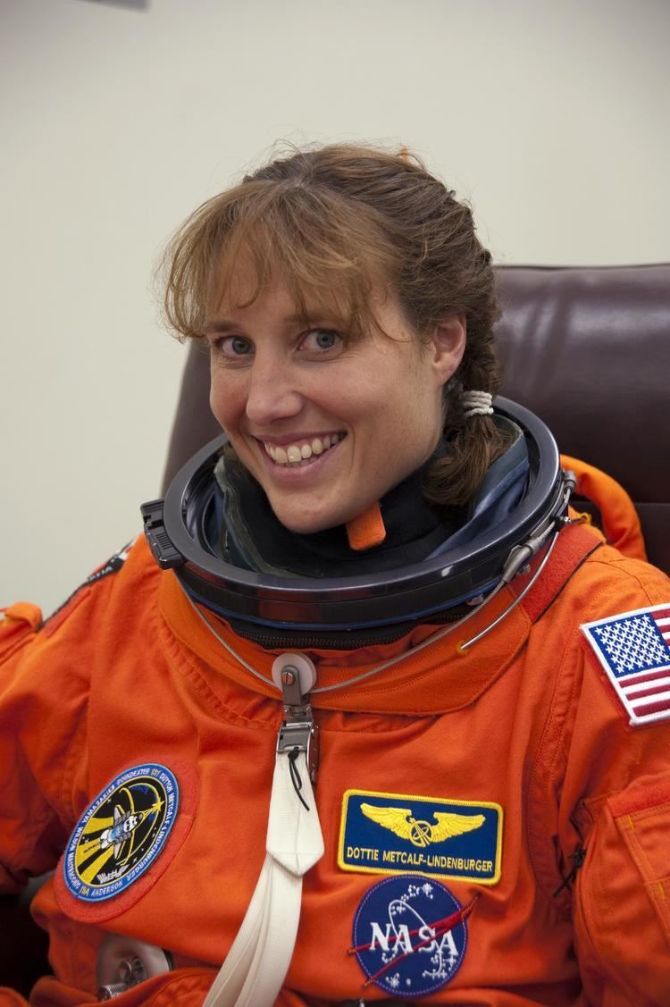 Dorothy Metcalf-Lindenburger NASA MetcalfLindenburger Suits Up