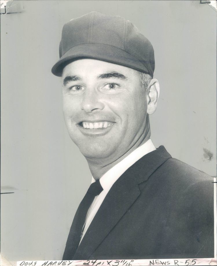 Doug Harvey (umpire) Lot Detail 196475 Hall of Fame Umpire Doug Harvey quotTSN