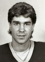 Doug Kostynski wwwhockeydbcomihdbstatsphotophpifdougkost