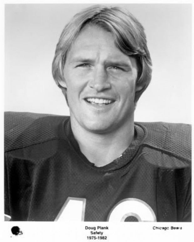 46 Doug Plank. He and Gary Fencik were dubbed The Hit Men.  Chicago  bears football, Nfl football players, Bears football