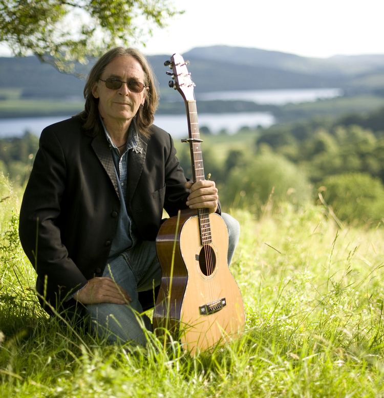 Dougie MacLean Dougie MacLean Fleming Artists