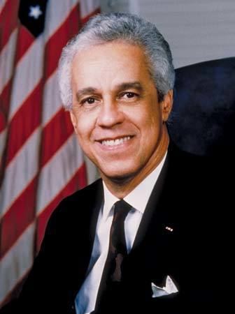 Douglas Wilder media2webbritannicacomebmedia51149851004