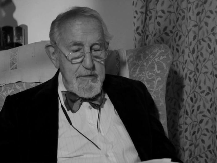 Douglas Wilmer Douglas Wilmer in Sherlock Holmes The Abbey Grange