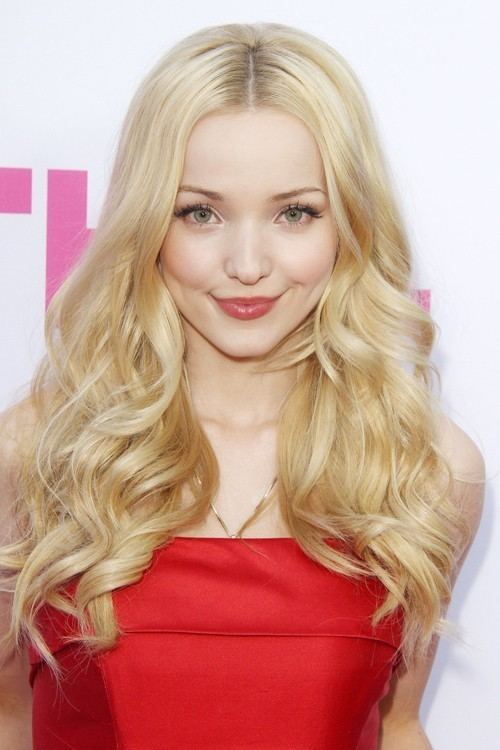Dove Cameron Dove Cameron Clothes amp Outfits Steal Her Style