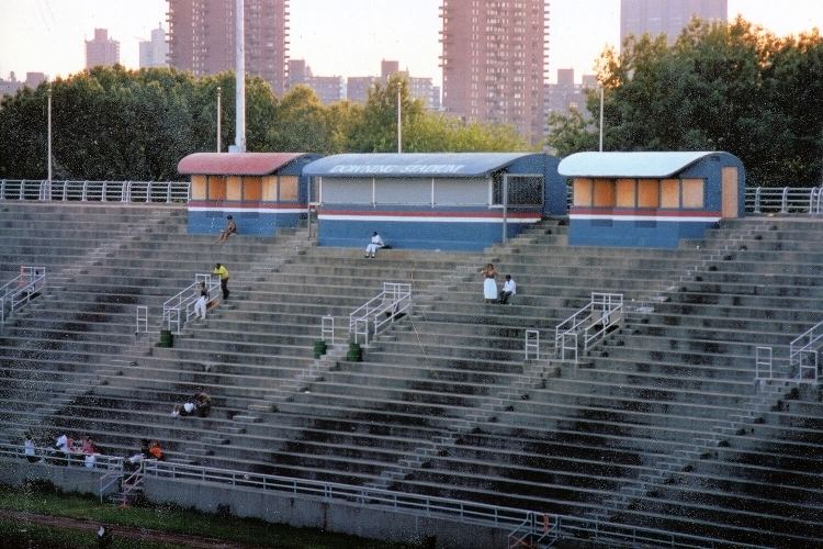 Downing Stadium httpsuploadwikimediaorgwikipediacommons00