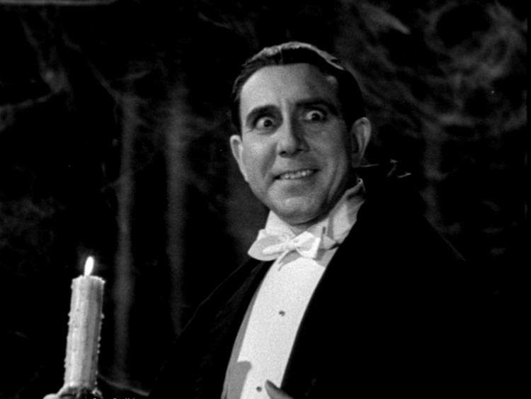 Dracula (1931 English-language film) Dracula 1931 Spanish language film Alchetron the free social